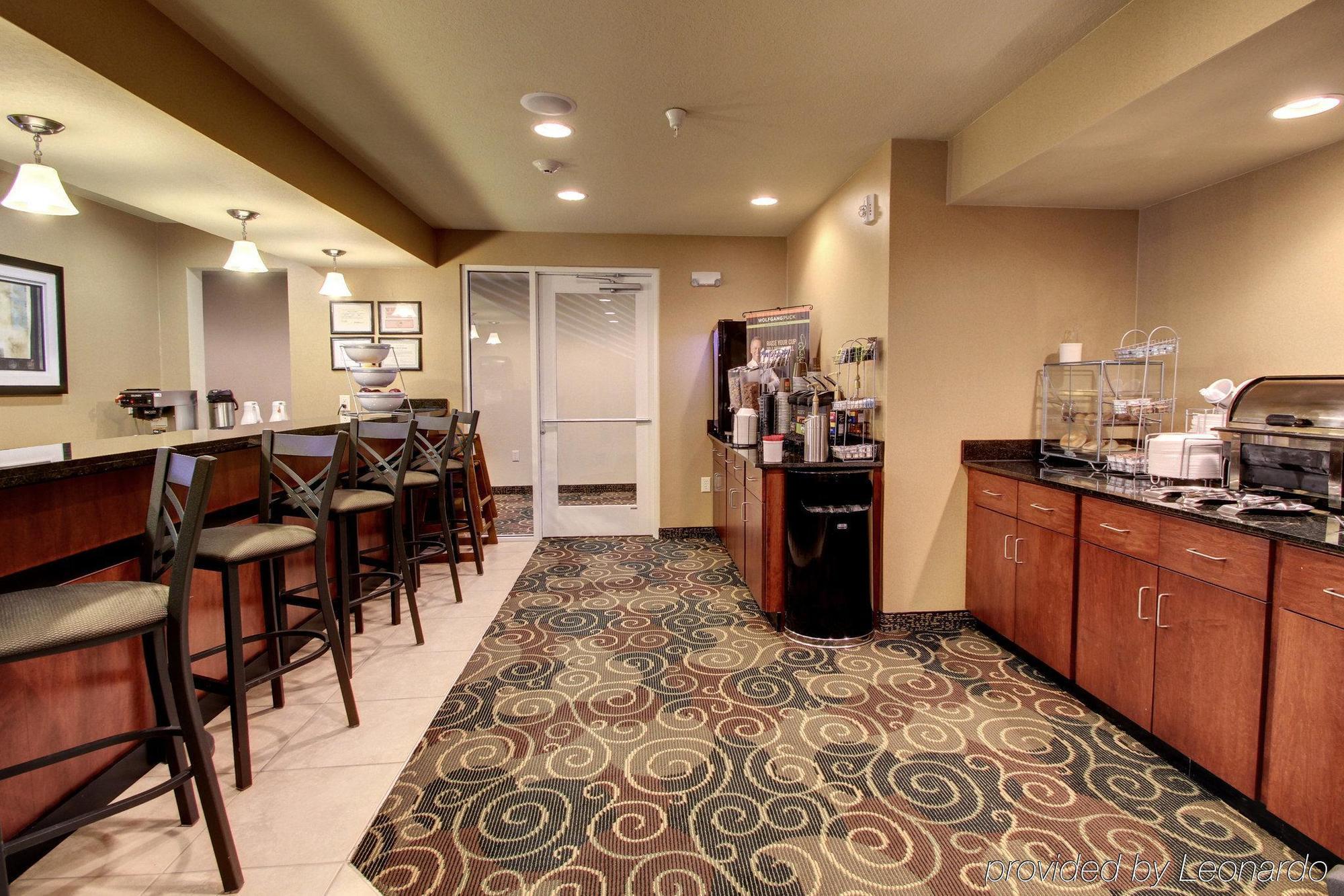 Hotel Cobblestone & - 2*