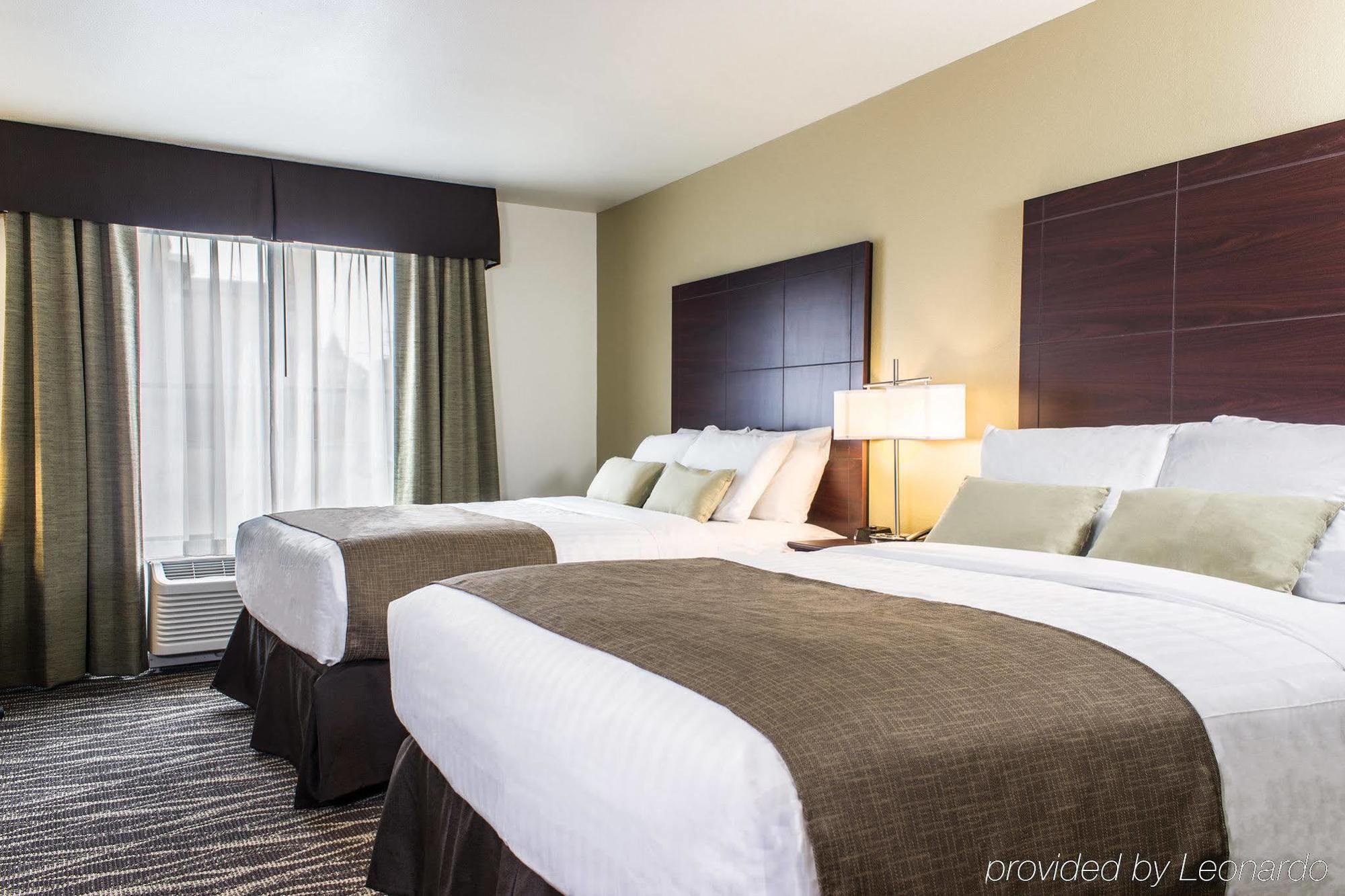 Cobblestone & - Hotel